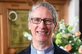 New Cambuslang minister looks for unity as he takes over in the parish