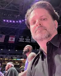 Best of '22 (actually late 21): 20th sober bday celebration. @courtneyfriel  went all out. Thx to @thecloverfield_ !! Best gift ever — Jeff Pearlman for  the tomato 🍅 block of chocolate 🍫