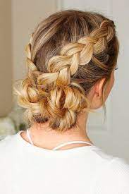 Whether you're going to dinner for your first date or meeting up for a casual hangout, cute outfits can show off your stylish and feminine side without going overboard. 30 Cute Hairstyles For A First Date Long Hair Styles Prom Hairstyles For Long Hair Short Hair Styles