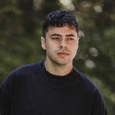 Dylan Dennison's Instagram, Twitter & Facebook