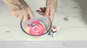 Its color palette includes seven different colors, namely blue. How To Color White Chocolate 10 Steps With Pictures Wikihow