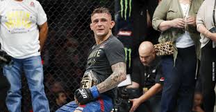 Max holloway is a popular name in the world of mixed martial arts. Ufc 236 Video Shaquille O Neal Comforts Max Holloway S Son Holloway Gives Gloves Ultrasports Tv
