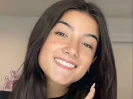 Você Realmente Conhece Charli Damelio?