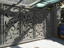 Harga pintu aluminium sliding pintu geser murah minimalis pintu aluminium sliding geser adalah pintu yang banyak dipakai gaya rumah atau bangunan minimalis pintu geser minimalis banyak digunakan sebagai pintu penghubung antar ruangan atau pintu untuk akses dari ruang dalam. Jasa Pembuatan Pagar Rumah Pt Dua Dua Laserindo
