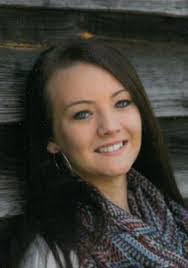 Emilee Parr's Instagram, Twitter & Facebook