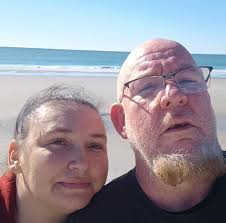 Is there anyone who can pick up this abandoned dog in Red Bank, SC?