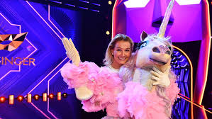 Das finale von „the masked singer 2020 ist vorbei. The Masked Singer 2021 Enthullung Das Einhorn War Diese Schwimm Legende Sudwest Presse Online