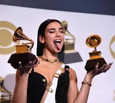Performing at the 63rd annual grammy awards tonight, the singer performed levitating featuring dababy and don't start now, both featuring some, uh. Dua Lipa Comes Out On Top At Grammys Prishtina Insight