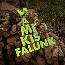 Egy ügyeskedő polgármester és kultúrharcos asszisztense, egy testépítő pap, egy szexi kocsmáros, egy féleszű rendőr, egy rezignált. A Mi Kis Falunk Season 5 Air Dates Countdown
