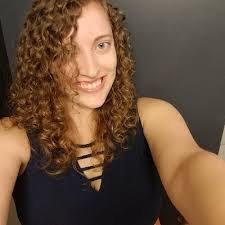 Allison Lyons's Instagram, Twitter & Facebook