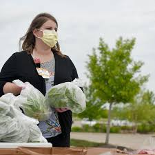PHOTO GALLERY: The Food Bank teams up with MU Health Care for mobile pantry  event