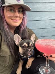 Baby Evie is 6 months already 🐾. Aka….baby “E”, squishy face, baby 💖