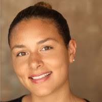 Laura Maready's Instagram, Twitter & Facebook