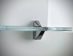 Epingle Par E Miroiterie Sur Etageres En Verre Sur Mesure Etagere En Verre Verre Sur Mesure Verre