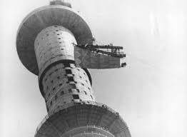 Reserve your visit to revolving restaurant with amazing berlin top views. Television Tower In Berlin Fernsehturm Data Photos Plans Wikiarquitectura