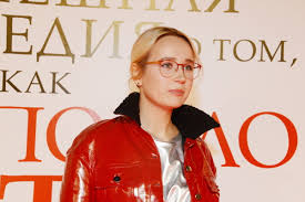 Пошлые оскорбления и хвастовство деньгами. Mne Zhal Tebya Klava Koka Otkazalas Ot Sotrudnichestva S Instasamkoj Posle Skandala S Vizazhistkami