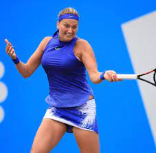 Rafael nadal, petra kvitova, ashleigh barty, naomi osaka and novak djokovic were among the players to meet the press on sunday in melbourne. Wimbledon 2017 Petra Kvitova Vom Einbruchsopfer Zur Favoritin Welt