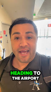 Keynote Speaker Has Priceless Reaction to Google Live Show