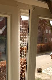 Kippfensterschutz Fenstersicherung Kippfenster Sicherung Katzen Katzen Wohnungen Fenstersicherung