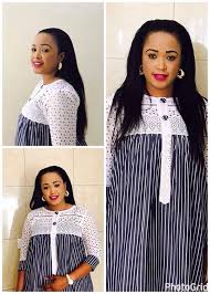 Photo modèle de robe est assez simple haut bustier et bas de la de tissu en dentelle qui rendent la tenue chic une robe fluide courte robe en wax qui vont booster votre pagne africain robe longue longue robe en wax pagne africain sur pinterest pour vetement femme. Robe Longue A Encolure Et Manches Dentelle African Clothing African Print Fashion Dresses African Fashion