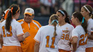 Karen Weekly shares impact of husband and former coach Ralph Weekly on  Tennessee's culture