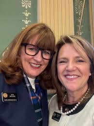 Shannon Bird's Instagram, Twitter & Facebook