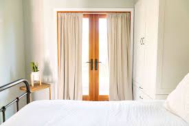 Let us help with our detailed comparison article for all these 4 main window treatments and coverings. Differences Between Curtains Drapes Shades And Blinds