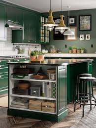 Une Cuisine Bodbyn Verte Fraiche Et Traditionnelle Green Kitchen Cabinets Green Kitchen Island Kitchen Solutions