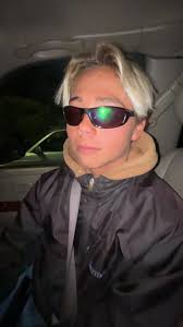 Mia Barton's Latest Updates with Zane Lieben