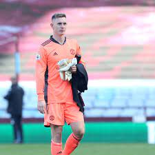 Последние твиты от dean henderson (@deanhenderson). Ole Gunnar Solskjaer Calls Dean Henderson A Proper Man Utd Keeper In Selection Hint Mirror Online
