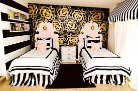 Black And Gold Girls Bedroom Girls Bedroom Gold Girls Room Girl Room