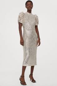 Consider new years eve your carte blanch for dialing the glam and gleam on your outfits all the way up. 15 Best New Year S Eve Outfit Ideas For 2021