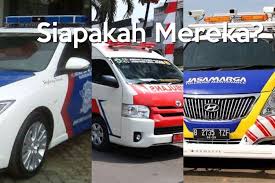 Akhirnya lampu isyarat di jalan raya diperkenalkan dengan warna merah dan hijau sahaja di london pada 1868 lampu isyarat elektrik dibina pada 1912 oleh lester wire, seorang anggota polis di. Belum Banyak Yang Tahu Makna Warna Warni Lampu Isyarat Dan Sirene Dan Siapa Penggunanya Gridoto Com