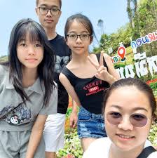 🏪 **观赏鱼店招聘广告** 🏪 我们是一家专注于高品质观赏鱼及鱼缸设备的专业商店，目前因业务需要，诚聘一名兼职员工。 **工作时间：**  每周一至周三，下午3点至7点。 **工作职责：**