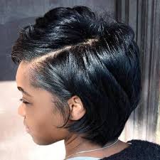 That adds height to your crown and uses a lot of layers. 50 Perfect Short Haircuts For Round Faces Hair Motive Hair Motive