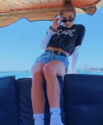 Paige almendariz (15 photos) gregory baugher august 12, 2020. Rob Holding Girlfriend Paige Almendariz