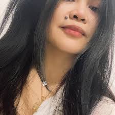 BABAENG BOSS, HANDANG MAGING KABIT PARA HINDI IWAN NG KANYANG EMPLEYADO?!  Dahil napaibig at ngayon lang nakaramdam ng pagmamahal si Zandra (Glaiza de  Castro), handa siyang pasukin ang ipinagbabawal na pag-ibig para