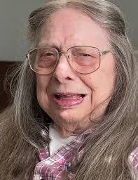 Sarah Crook's Instagram, Twitter & Facebook