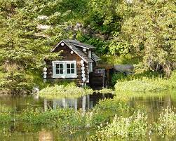 Some of the best water comes from big springs near johnny sacks cabin, a favorite stop for tourists visiting the main lake in the area is henry's lake, which has many waterfront cabin properties. Johnny Sack Cabin Wikipedia