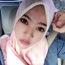 Alasannya, provinsi paling selatan di pulau sumatera ini menyimpan. Cewek Berhijab Cantik Selfie Di Tempat Wisata 17 Gaya Foto Kekinian Untuk Wanita Berhijab Cocok Untuk Instagram Perempuan Muslim Di Wajibkan Memakai Jilbab Tujuanya Untuk Menutup Aurat Mereka Dari Pandangan