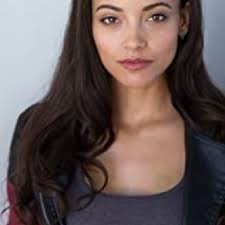 Alice + Olivia Harper Jeans worn by Lacey Quinn (Gabrielle Walsh) as seen  in Found (S02E19)