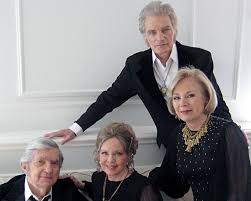 Mbti types as what we do in the shadows movie's gifs. Lara Parker Angelique On The Dark Shadows Movie Linda Ronstadt Forum Dark Shadows Tv Show Dark Shadows Movie Shadow Film