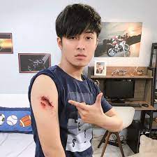 Không khó tìm thấy ảnh gin tuấn kiệt và puka đều từng mặc trang phục giống như tấm ảnh in. Ca SÄ© Gin Tuáº¥n Kiá»‡t Sinh NÄƒm Bao Nhieu Tiá»ƒu Sá»­ Ca SÄ© Gin Tuáº¥n Kiá»‡t