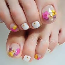 It's been a long time since fashionistas chose what about spring nail colors and designs? Spring Toe Nails My Blog
