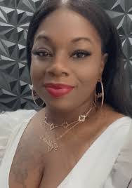 Deidra Bailey's Instagram, Twitter & Facebook