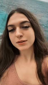 Hannah Justine Decker