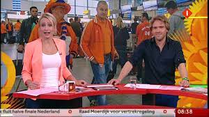Vooralsnog hult journaalpresentatrice dionne stax zich in stilzwijgen over haar vermeende affaire met humberto, presentator van rtl late night. Dionne Stax Humberto Tan Meest Besproken Dionne Stax Meest Populaire Nederlandse Presentator Van 2014