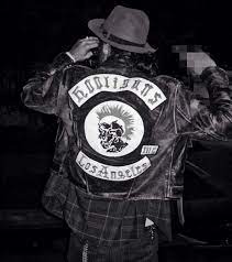 Even get the scoop on motorcycle clubs and awesome places and points of interest to visit. Pin De Sonny Chiba Em Back Patch Estampas