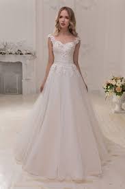 Maybe you would like to learn more about one of these? Megan Brautkleid Farbe In Ivory Silhouette A Linie Prinzessin Ausschnittform Form Hochzeitskleid Hochzeitskleid Prinzessin Spitze Romantische Hochzeitskleider