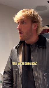 @loganpaul came to the shop. So we decided to give a FREE Rolex to a random  fan outside ! #Mosesthejeweler